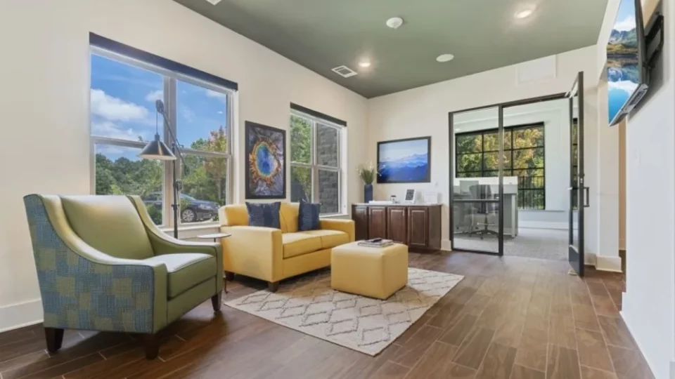 the living room at The Auberge of Tyler